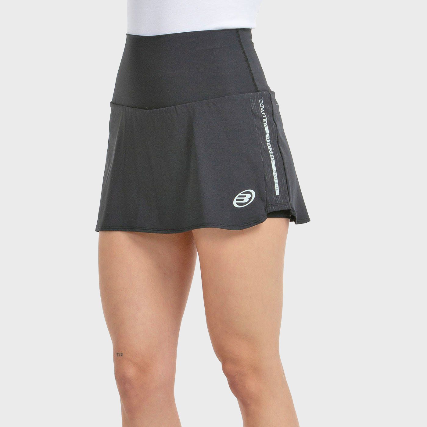 tienda de padel Madrid, tienda de padel online, tienda de padel españa, tienda de padel en linea, FALDA BULLPADEL ADUJA NEGRO