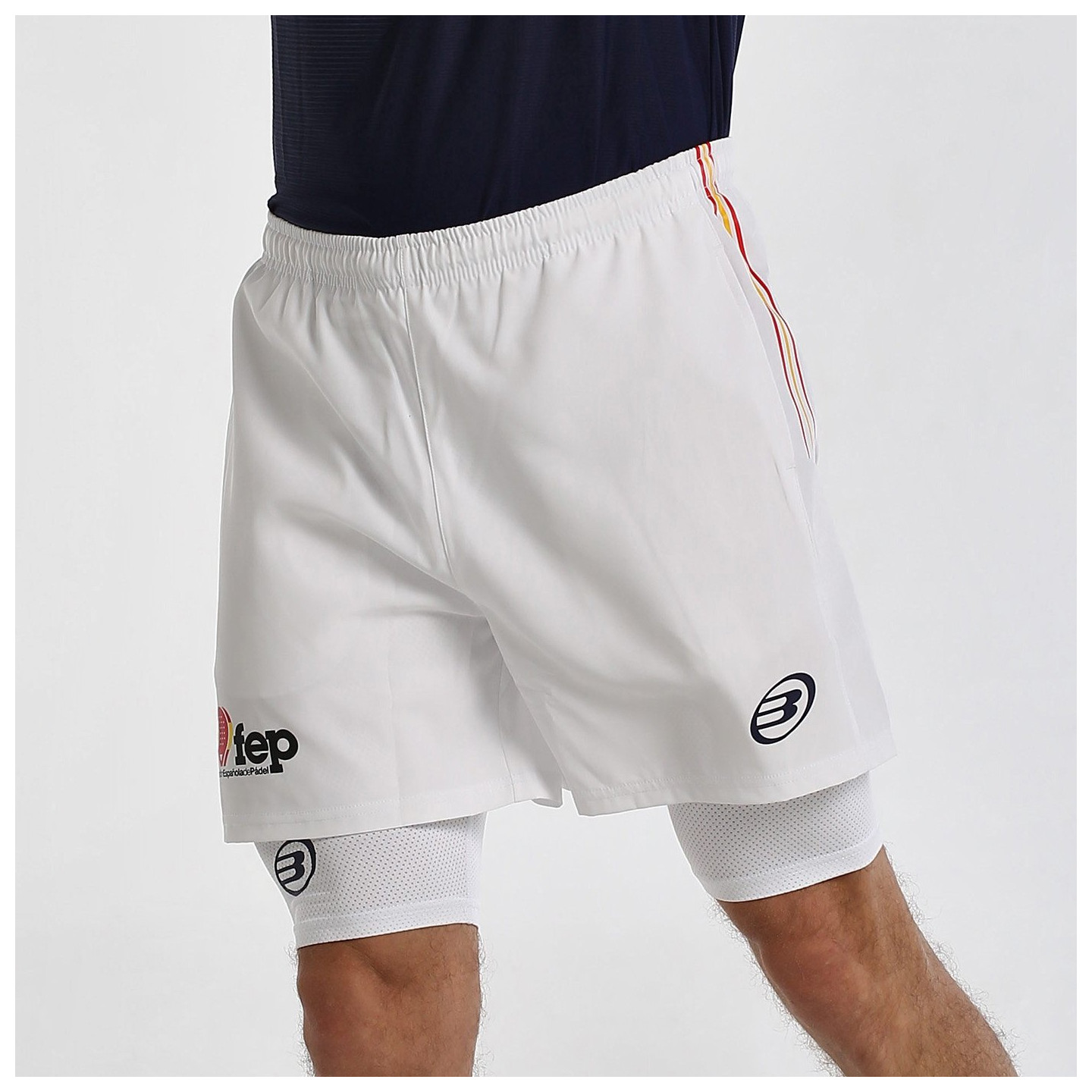 tienda de padel Madrid, tienda de padel online, tienda de padel españa, tienda de padel en linea, SHORT BULLPADEL FRAGOSA BLANCO