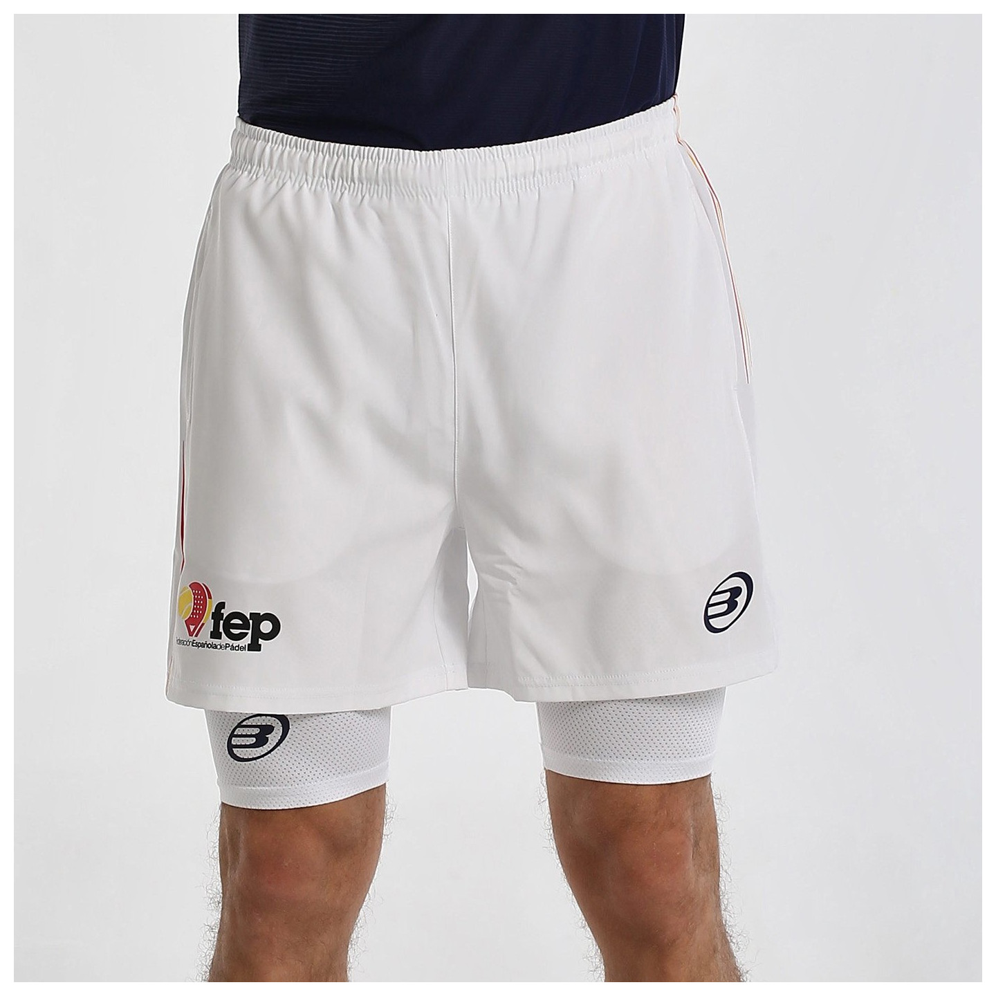 tienda de padel Madrid, tienda de padel online, tienda de padel españa, tienda de padel en linea, SHORT BULLPADEL FRAGOSA BLANCO