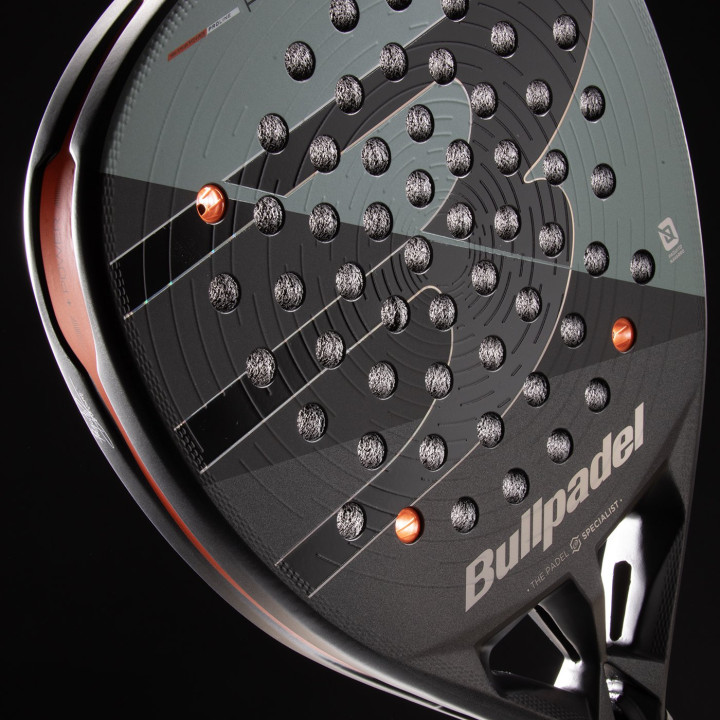 RACKET BULLPADEL HACK 04 CMF 26